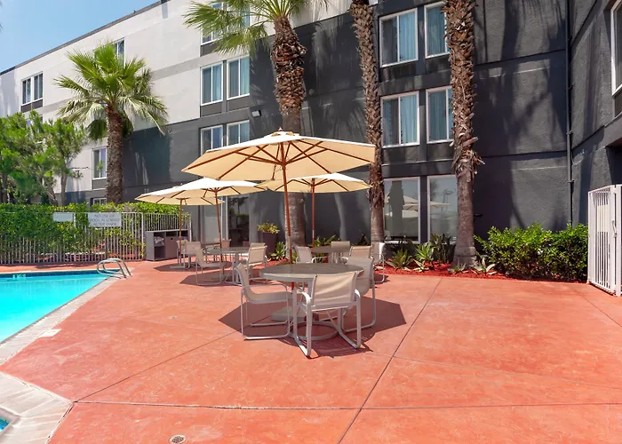 Best Western Plus Commerce Hotel Pico Rivera