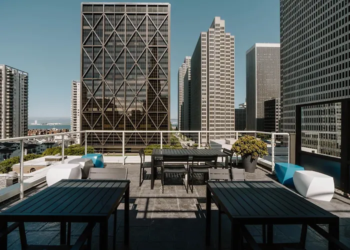 Club Quarters Hotel Embarcadero, San Francisco
