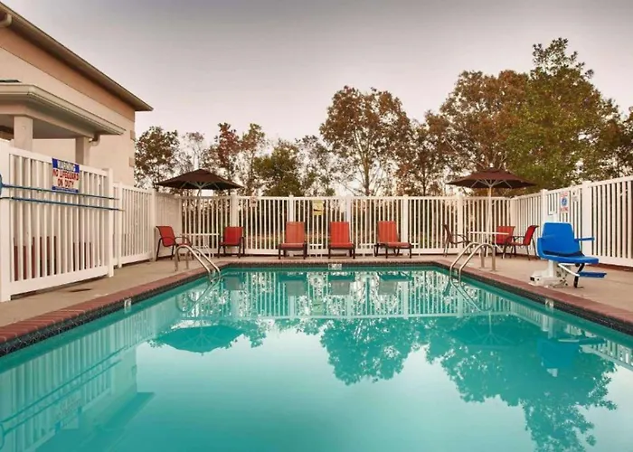 Best Western Zachary Inn