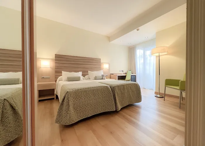 Riviera Beachotel - Adults Recommended