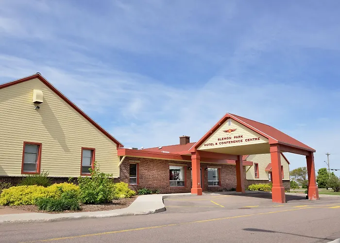 Slemon Park Hotel & Conference Centre