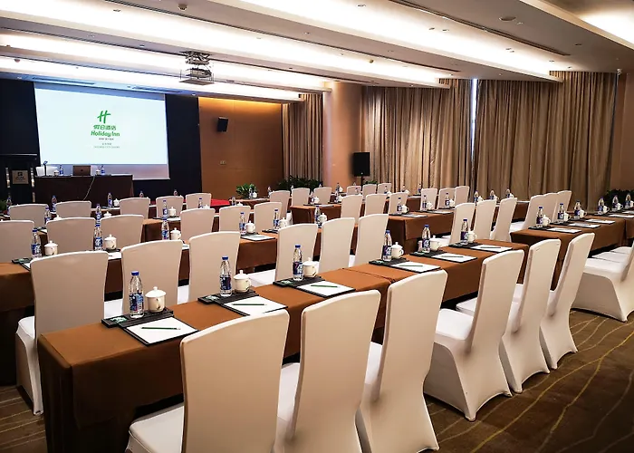 Holiday Inn Taicang City Centre By Ihg
