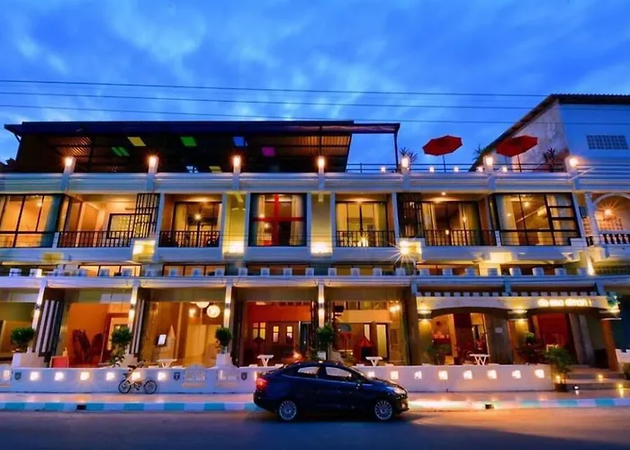 De Sea Almond Hotel Chumphon
