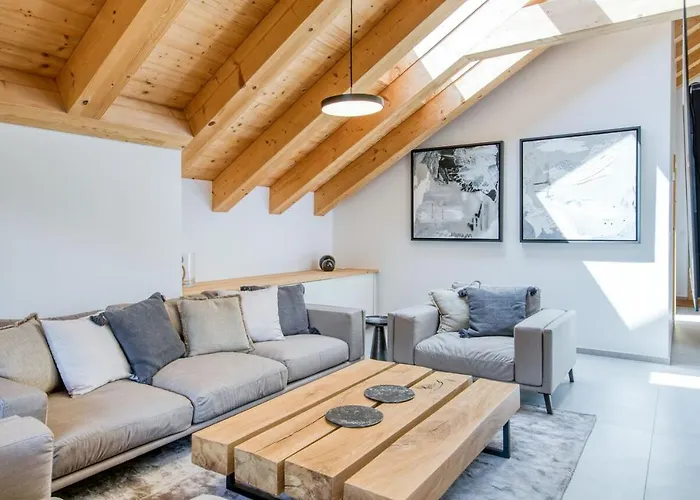 Montagnier B62, Indoor Pool And Spa