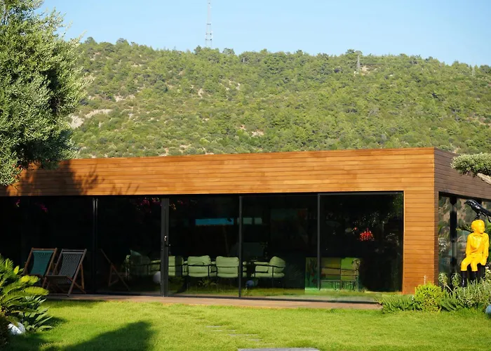 Mavilu Luxury Hotel