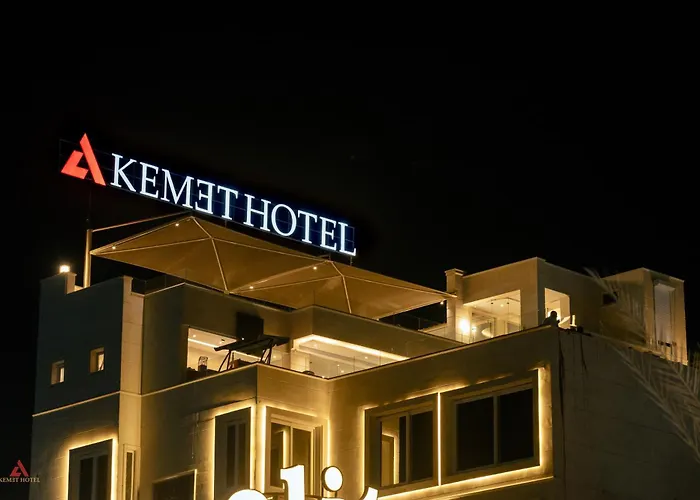 Kemet Pyramids View Hotel