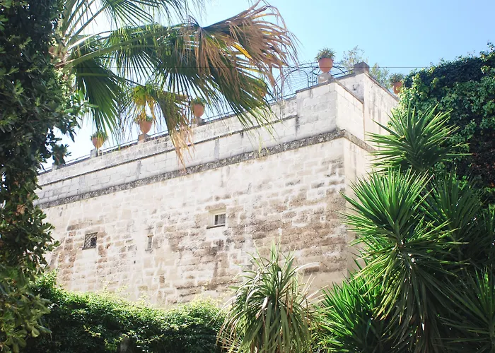 Palazzo Bozzi Corso by La Fiermontina