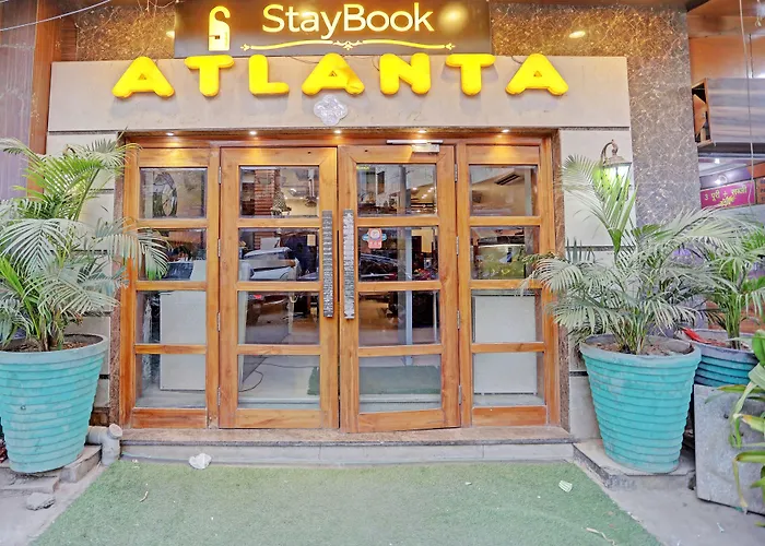 Staybook Hotel Atlanta New Delhi Train Station