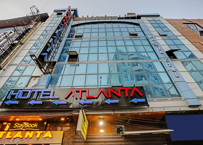 Staybook Hotel Atlanta New Delhi Train Station