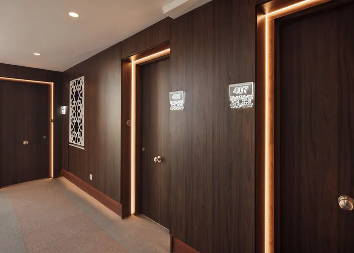 Sercotel Granada Suites
