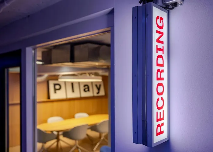 The Social Hub Rotterdam Extended Stay