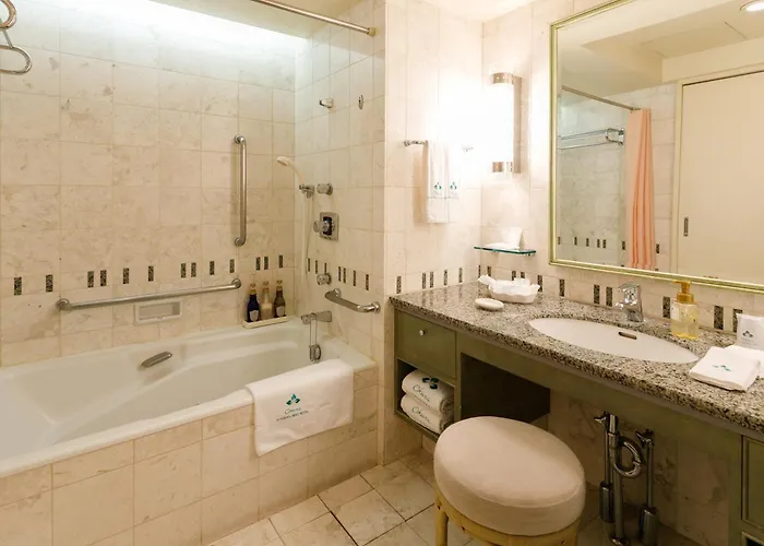 Okura Akademia Park Hotel