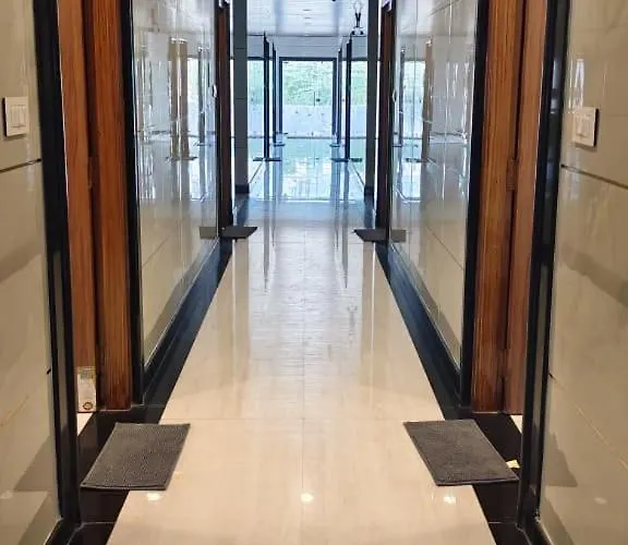 Kalpavriksha Kamadhenu Grand Inn