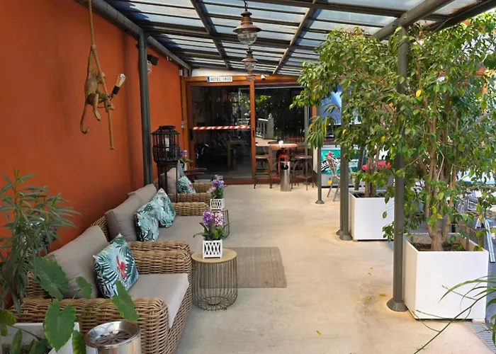 Hotel Iris La Eliana