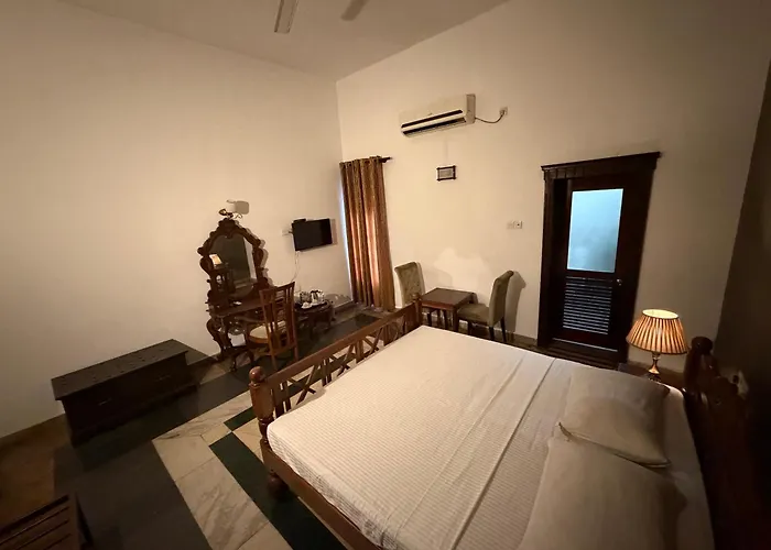 Peradeniya Rest House Kandy