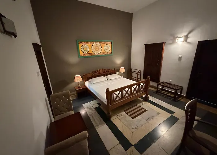 Peradeniya Rest House Kandy