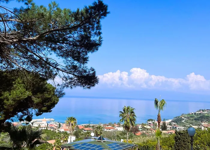 Hotel Calysea Tropea - Breakfast & Brunch Until 13-00 Included - Free Private Parking