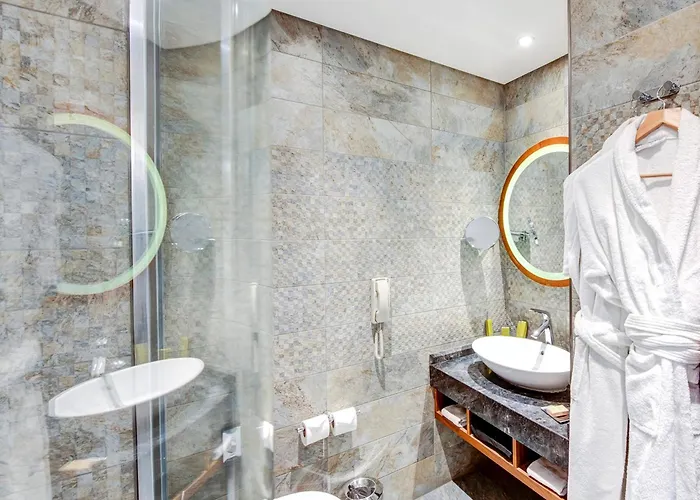 Doubletree By Hilton Istanbul - Piyalepasa Hotel