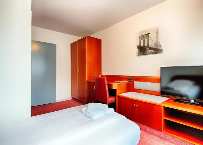 Hotel B1