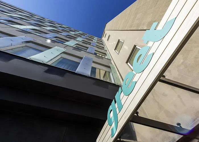 Greet Berlin Alexanderplatz
