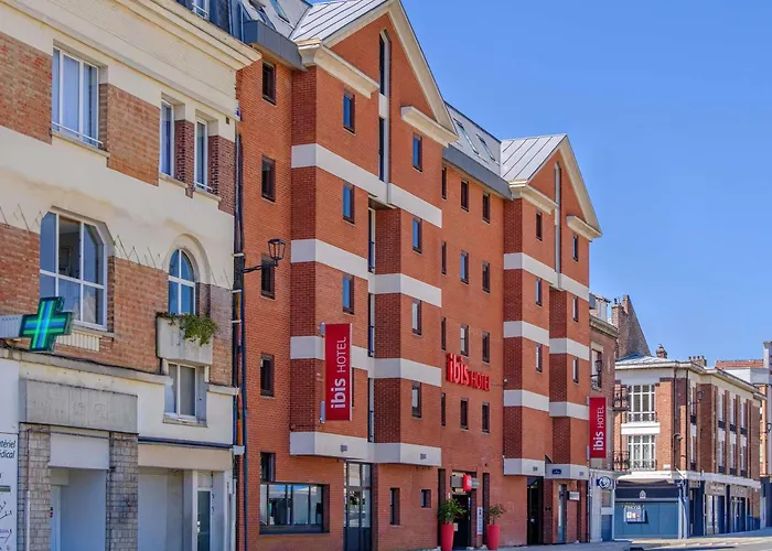 Hotel ibis Saint Quentin Basilique