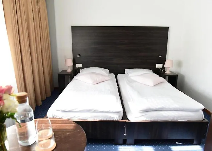 Oro Hotel