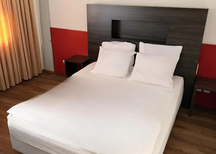 Oro Hotel