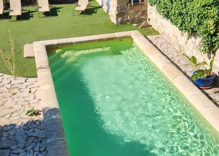 Aux Pots Bleus