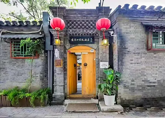 Beijing Lianlian Courtyard Hotel