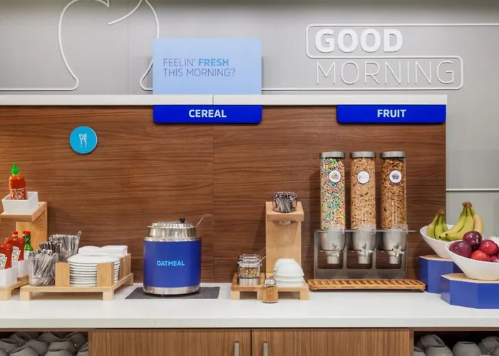 Holiday Inn Express & Suites Wooster By Ihg