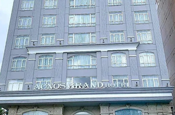 Acnos Grand Hotel
