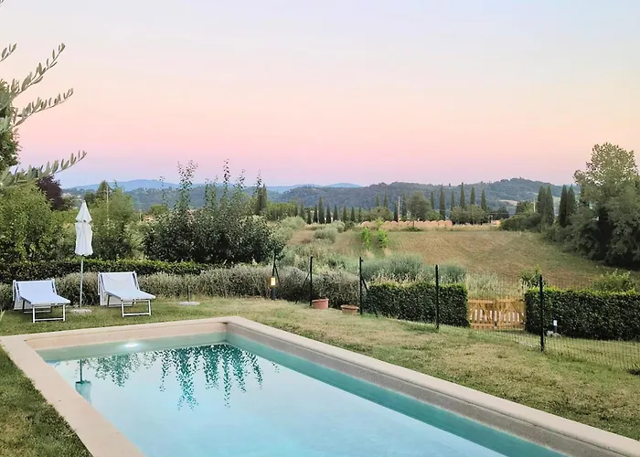 Bosco Ai Marzi - 2 Apartments With Shared Pool Poggibonsi