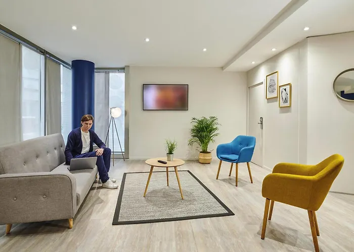 Residence Mercure Paris La Defense Grande Arche Nanterre