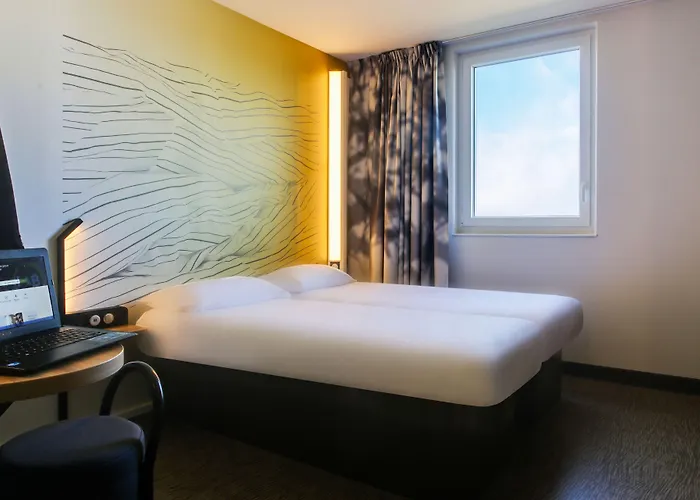 B&B HOTEL Reims Croix Blandin