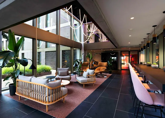 Yotel Geneva Lake