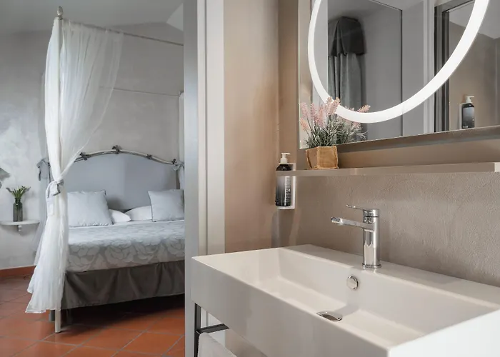 Hotel&Restaurant Casolare Le Terre Rosse