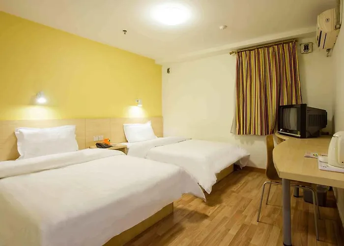 7 Days Inn Beijing Beishatan Subway Station