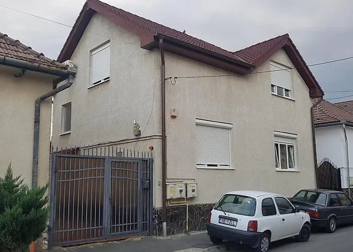 Casa 193 Motorcycle Friends Bed & Breakfast Sibiu
