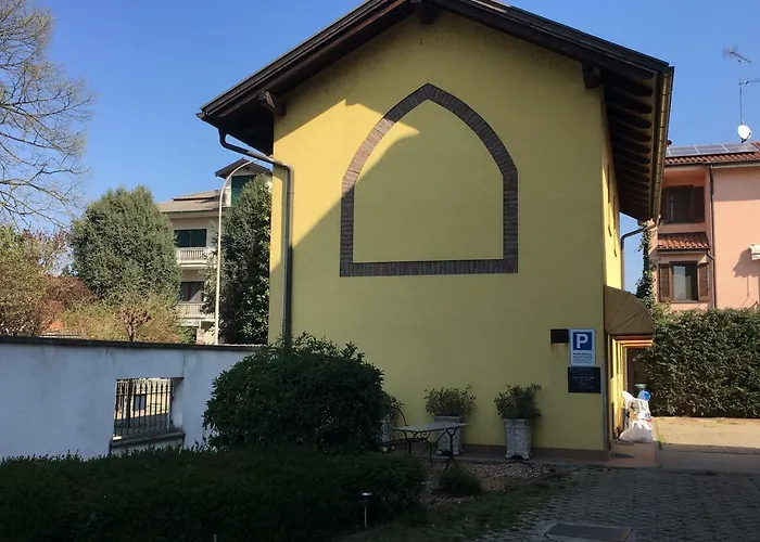 Hotel Il Pino Garlasco