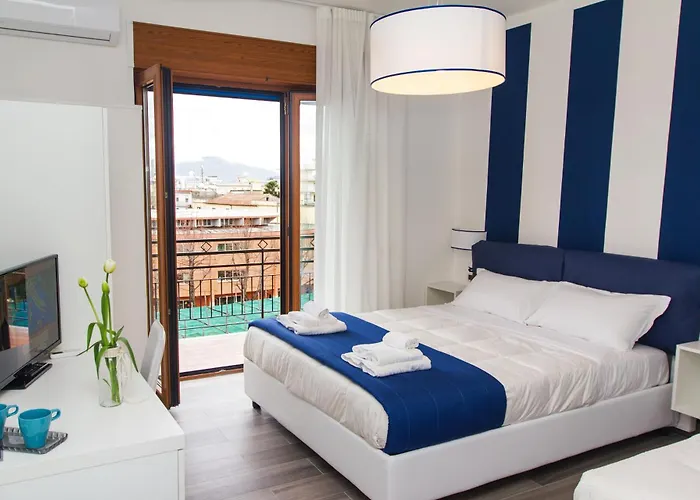 Sea Room Sorrento