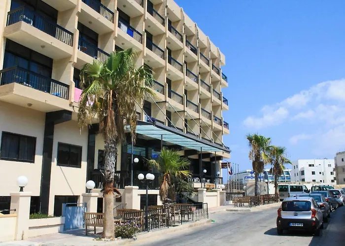 Canifor Hotel St. Paul's Bay